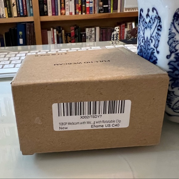 Webcam HD 1080p with Microphone - Picture 7 of 10